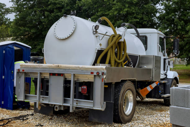 Portable Toilet Options We Offer in Ogden Dunes, IN